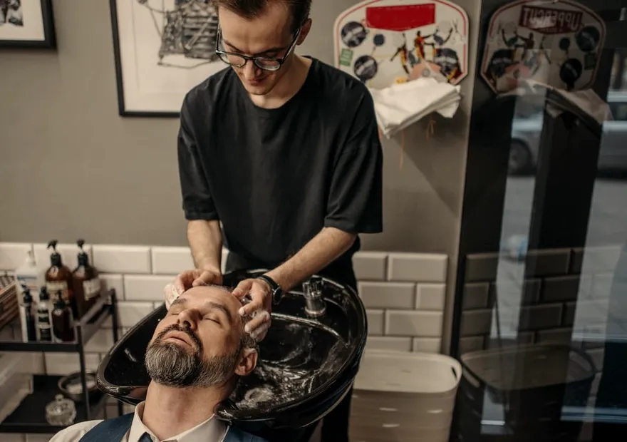 Soins du cheveu et esthétique chez Kamani Coiff'